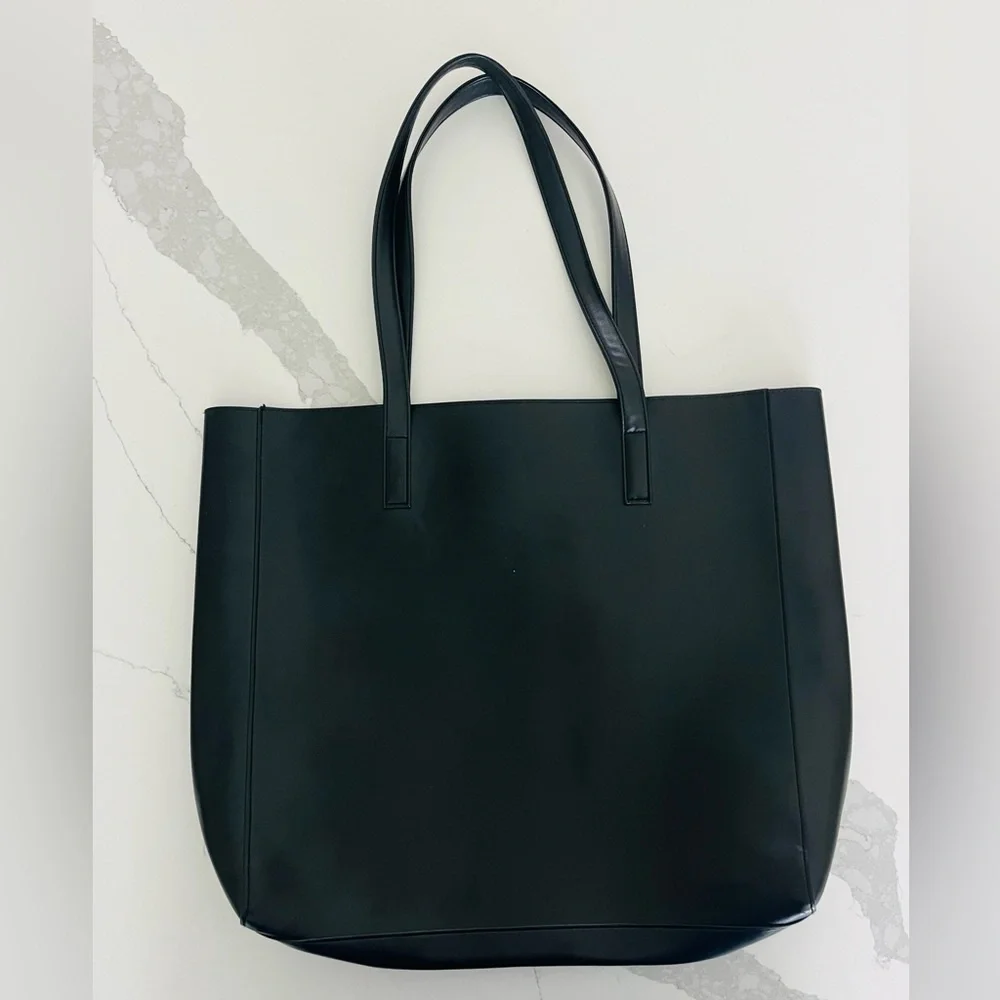 EUC Carolina Herrera‎ Good Girl Faux Leather Black Tote Bag Womens Large